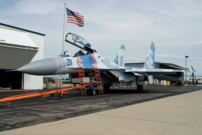 USAF: Αληθινή εκπαίδευση εναντίον… αληθινών ρωσικών μαχητικών!